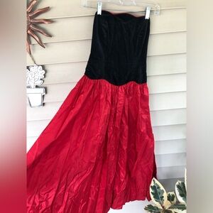 Vintage Laura Ashley velvet bodice strapless evening holiday dress